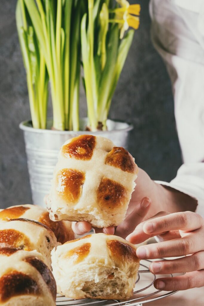 easter hot cross buns 72772 7578